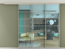 Перегородка Формато вдоль стены на потолок 3 створки с синхронным механизмом